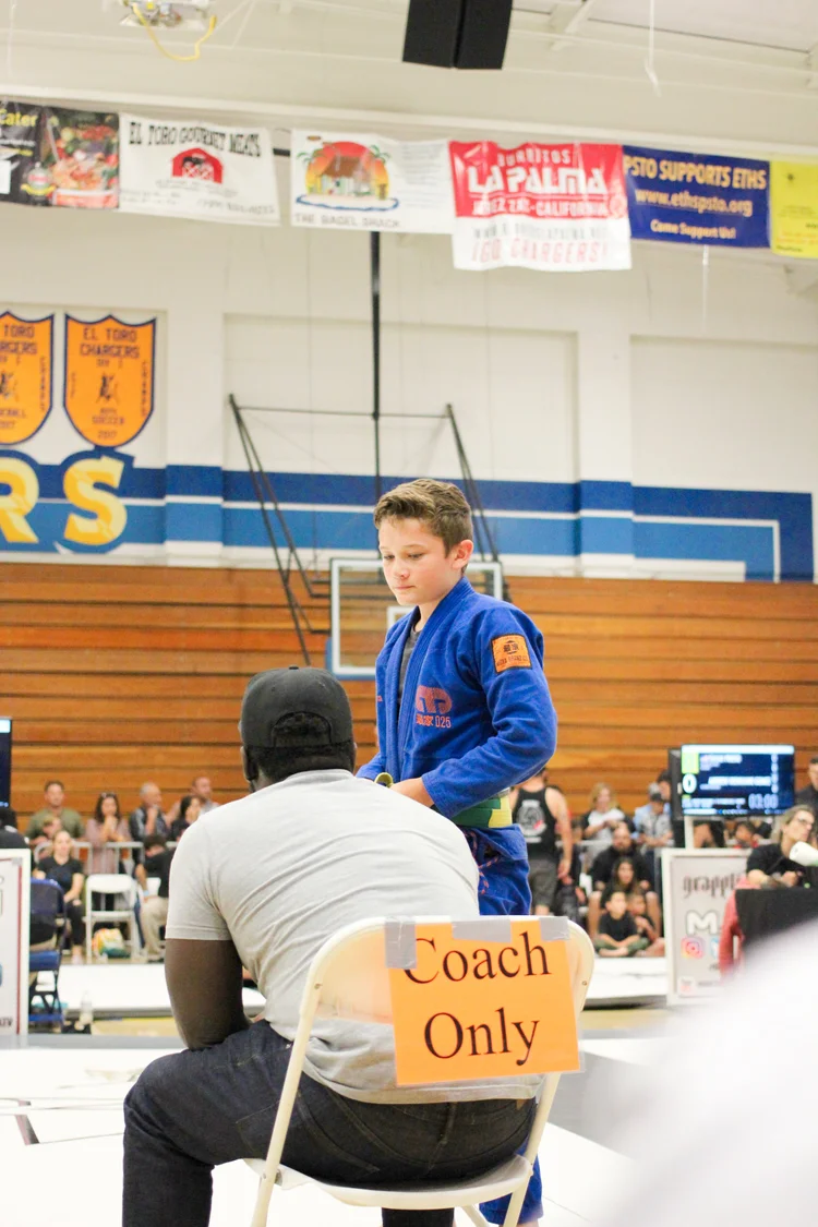 Kids training Jiu-Jitsu technique